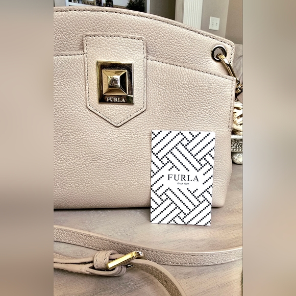 Furla Anna Small Leather Crossbody Bag - Picture 16 of 16